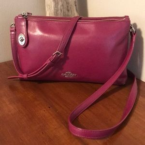 ⭐️ COACH double zip crossbody